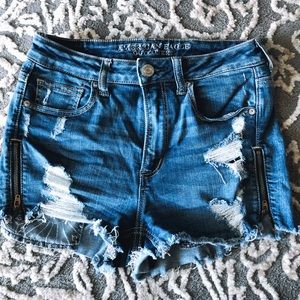 American Eagle shorts.